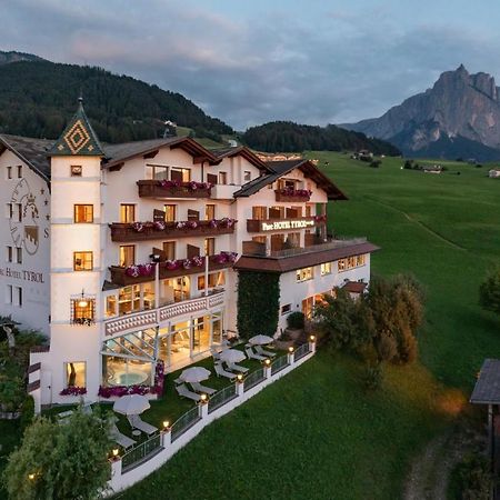 Parc Hotel Tyrol Castelrotto Dış mekan fotoğraf
